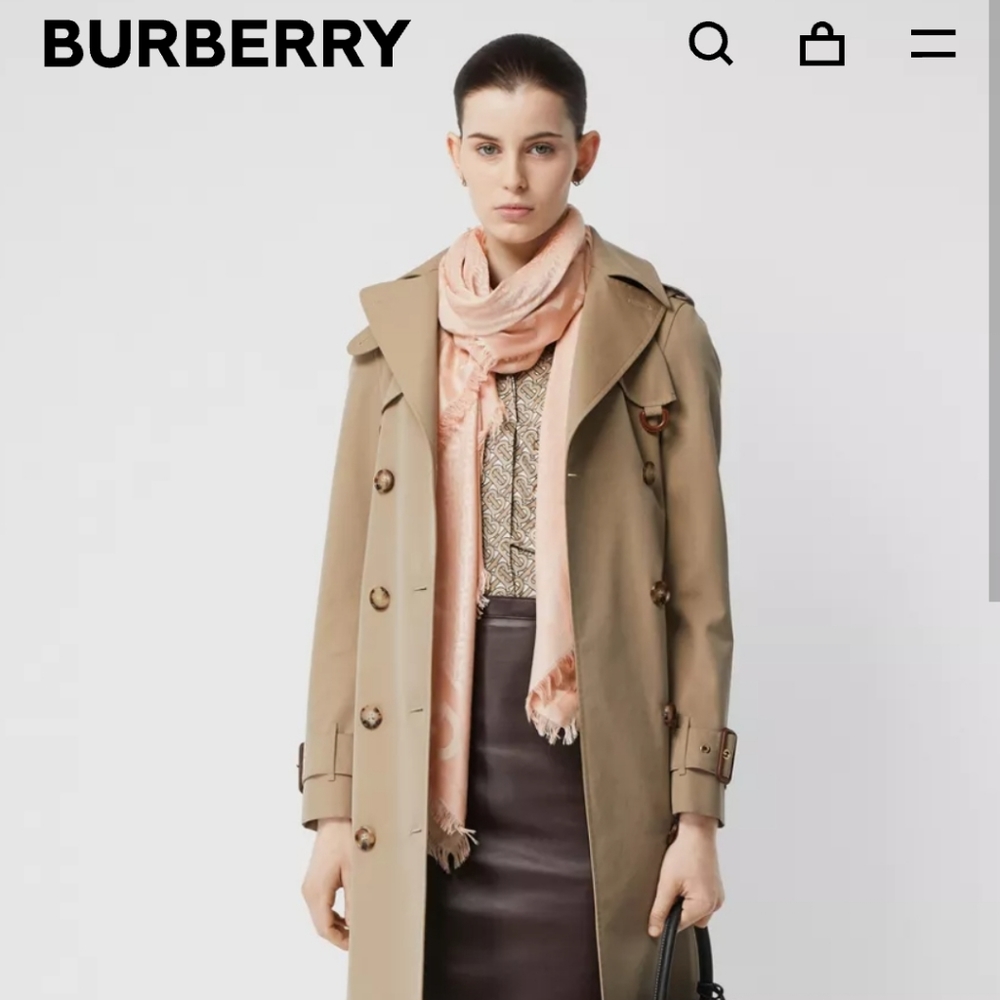 (Sold)Burberry Wool and silk Square scarf